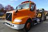 2016 Volvo VNM42T Truck