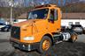 2014 Volvo VNM42T Truck